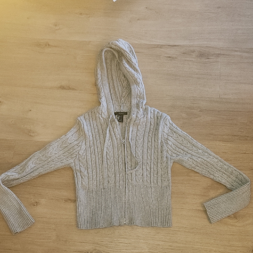 Forver 21 Sweater